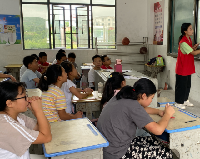 學生展開幻想不斷提升言語表達的精確性和細膩度真實感和代入感