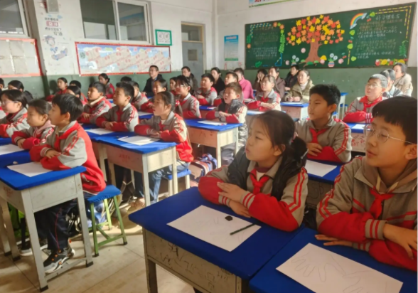 將學生睡覺狀況歸入學生體質健康監測和教育質量點評監測系統