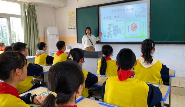 將所學知識轉化為處理實踐問題的能力切實守護好中小學生的心思健康