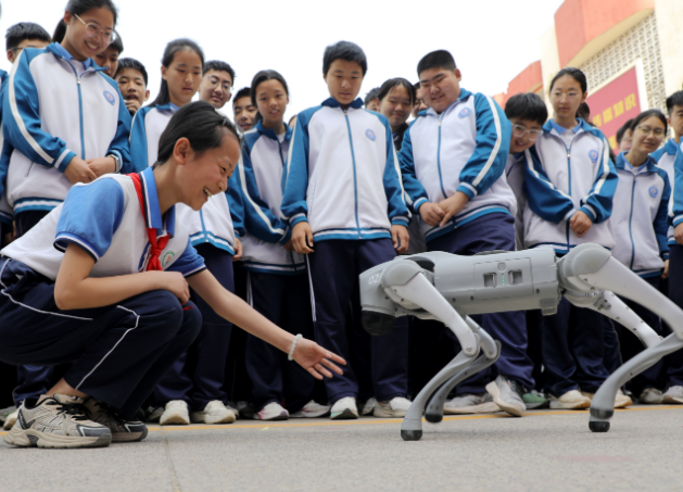 優(yōu)化評(píng)價(jià)機(jī)制突出在教師教學(xué)評(píng)價(jià)中跨學(xué)科教學(xué)成果的權(quán)重 優(yōu)化評(píng)價(jià)機(jī)制突出在教師教學(xué)評(píng)價(jià)中跨學(xué)科教學(xué)成果的權(quán)重