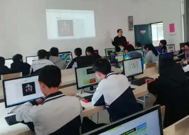 配套動態調整規劃以更加合理高效的基礎教育資源配置機制