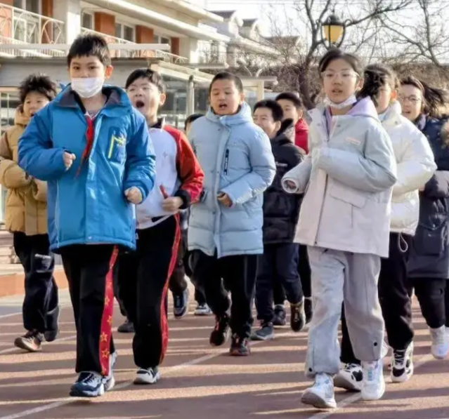 提供營養惠師餐食當地用實實在在的舉措溫暖著每一位教育工作者