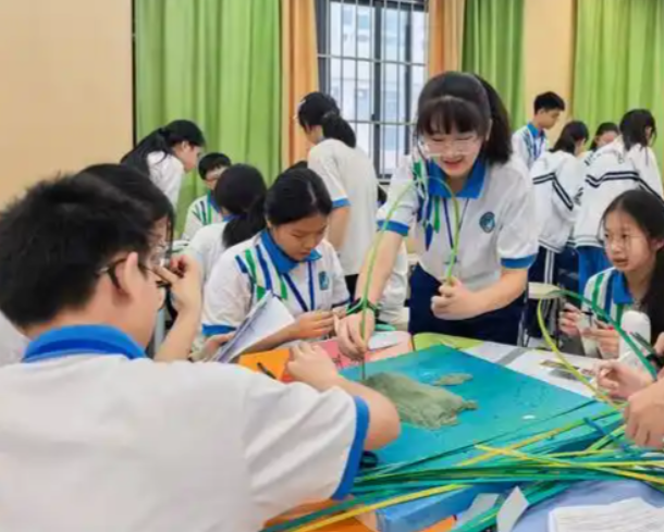 讓學生在課后韶光收成知識與趣味推動“雙減”作業提質增效