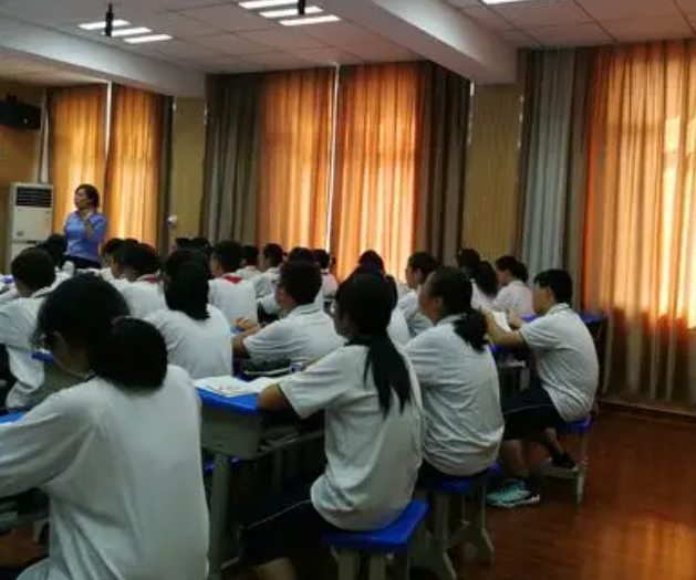 入學(xué)習(xí)慣教育深化才智賦能構(gòu)建前沿協(xié)同的教研立異生態(tài)